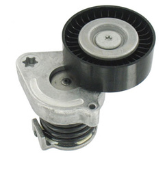 SKF Napinacz paska wielorowkowego VKM38051 MERCEDES M271 (W203/W204/W211)