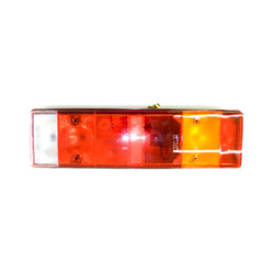 SERTPLAS LAMPA TYLNA ZESP. 7-SEGM. PRAWA Z PRZEWODEM R0030LA