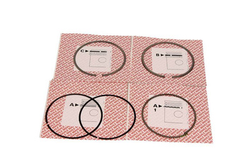 MAHLE PIERŚCIENIE TŁOKOWE VOLVO V40