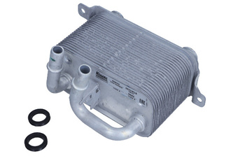 NISSENS Chłodnica oleju 90833 BMW 5 E60/E61 (03-), 6 E63/E64 (04-)