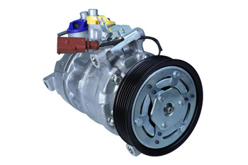 MAXGEAR KOMPRESOR KLIMATYZACJI AUDI A4 2.0D 07-15