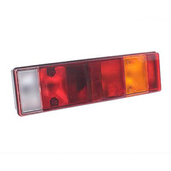 SERTPLAS LAMPA TYLNA ZESP. 7-SEGM. PRAWA DAF, MAN, SCANIA - Z GNIAZDEM Z BOKU R0030LQ742