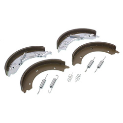 GMP KPL. SZCZĘK HAMULCOWYCH PRZYCZEPKI 250X40MM + SPRĘŻYNY - OŚ KNOTT GMP402677.001SH