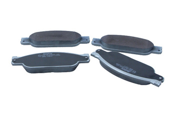 QUARO Klocki Hamulcowe Przód Jaguar S-Type/XJ 2.5-4.2 (99-09)