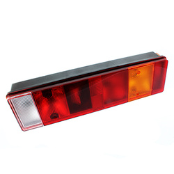 SERTPLAS LAMPA TYLNA ZESP. 7-SEGM. PRAWA MB, SCHMITZ - BEZ PRZEWODU R0037L