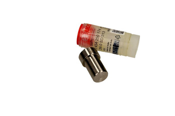 BOSCH KOŃCÓWKA WTRYSKIWACZA DN0SD313