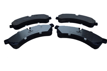 QUARO Klocki Hamulcowe QP0014C IVECO TYŁ DAILY 06-14 SILVER CERAMIC