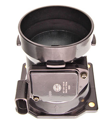 HELLA Przepływomierz Powietrza 8ET009142-241 VW PASSAT 96-