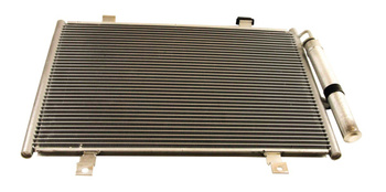 MAXGEAR Skraplacz klimatyzacji SUZUKI SWIFT 10- AC814453