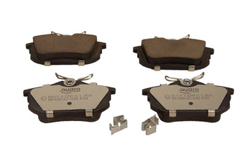 QUARO Klocki hamulcowe QP0027C MITSUBISHI Tył COLT 06-/VOLVO S40 SILVER CERAMIC
