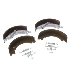 GMP KPL. SZCZĘK HAMULCOWYCH PRZYCZEPKI 200X50MM + SPRĘŻYNY - OŚ KNOTT GMP472763H