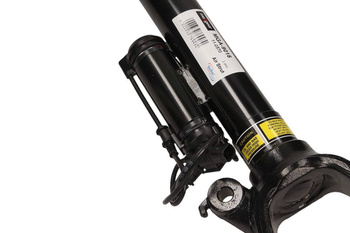 MAXGEAR Amortyzator PNEUMATIC MERCEDES PRZÓD W164/X164 KLASA M/GL 06- MGA-9015