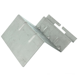 OCHRANIACZ, NAROŻNIK PASA METALOWY 120X120X80MM B=50MM, Z USZKIEM, TYP `Z` OPM120X120X80