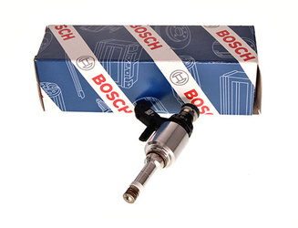 BOSCH Wtryskiwacz Benzyny 026150001E Audi 2.0TFSI 15-