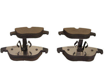 QUARO Klocki hamulcowe tylne MERCEDES W204 07- Silver Ceramic QP5857C