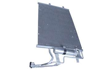 MAXGEAR Skraplacz Klimatyzacji AC885524 - MAZDA 3 03- 550X383X17 Z Osuszaczem