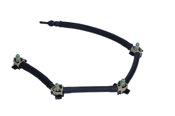 MAXGEAR PRZEWÓD PRZELEWOWY VW GOLF 2,0TDI 12- 15-0074