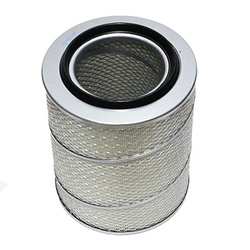 WKŁAD FILTRA POWIETRZA IVECO EUROCARGO 132/10,5X240X297MM 1905983