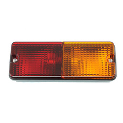 LAMPA TYLNA ZESP. 2-SEGM. L/P ZETOR PLASTIKOWA 67115711